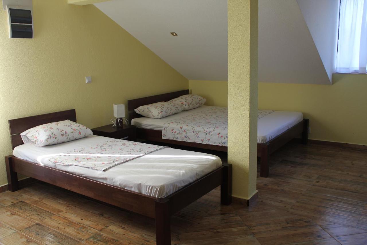 Villa Malina New Тиват Екстериор снимка