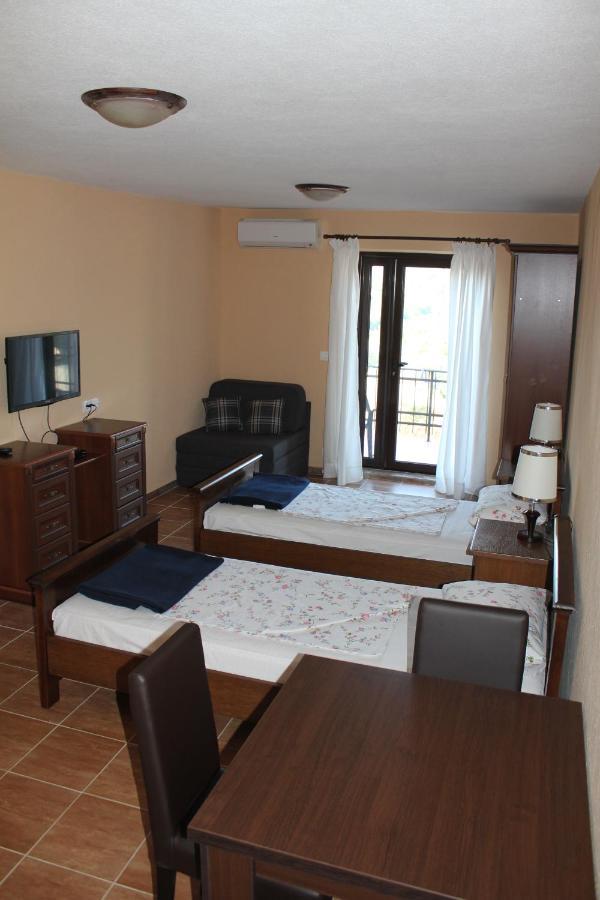 Villa Malina New Тиват Екстериор снимка
